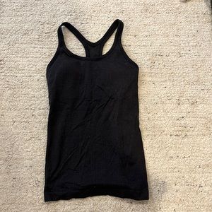 Size 4 Ebb to Street Lululemon Tank